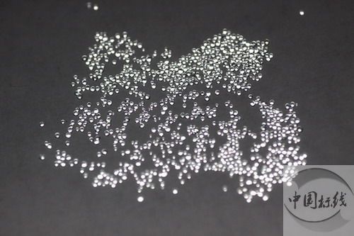 青川金属表面处理厂喷砂玻璃微珠清理